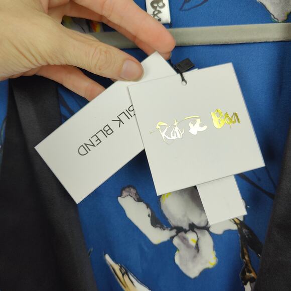 Rat and Boa Silk Blend Wrap Dress Womens Medium Blue White Floral Satin Glam NWT - Picture 7 of 10